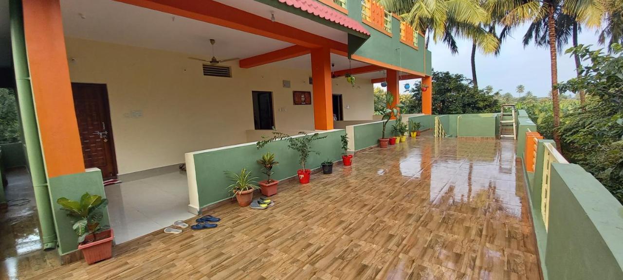 Saptami Hampi Homestay Extérieur photo