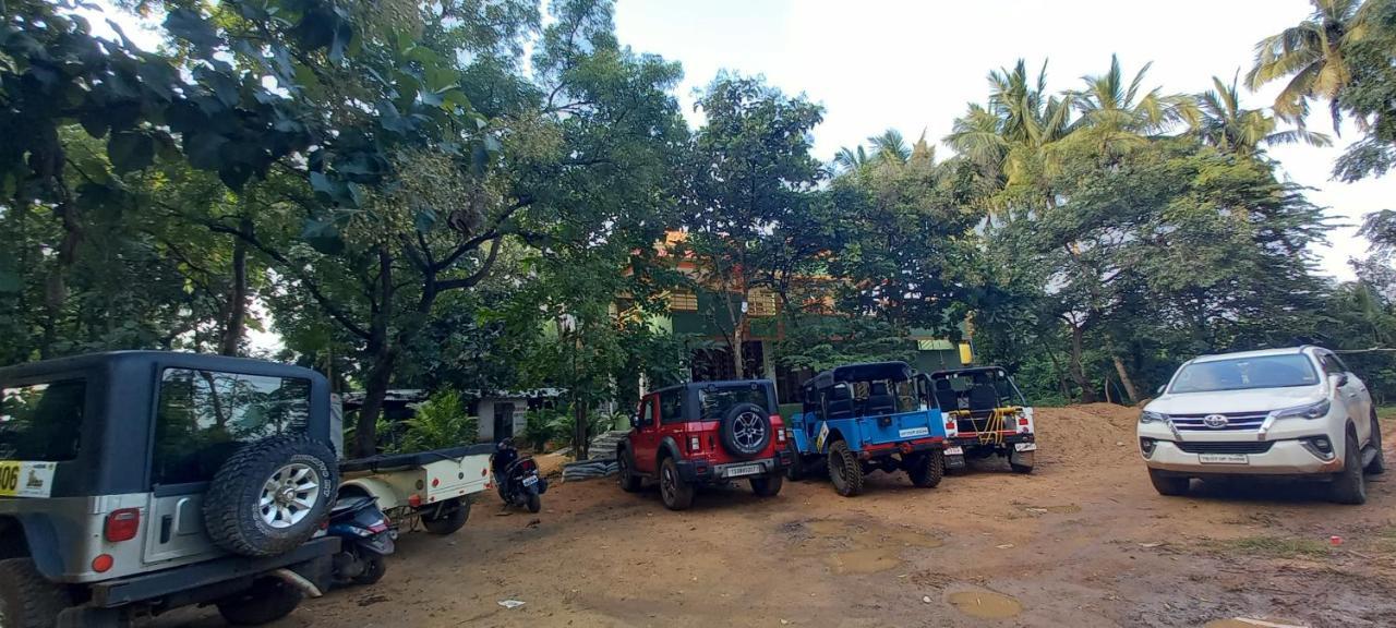 Saptami Hampi Homestay Extérieur photo