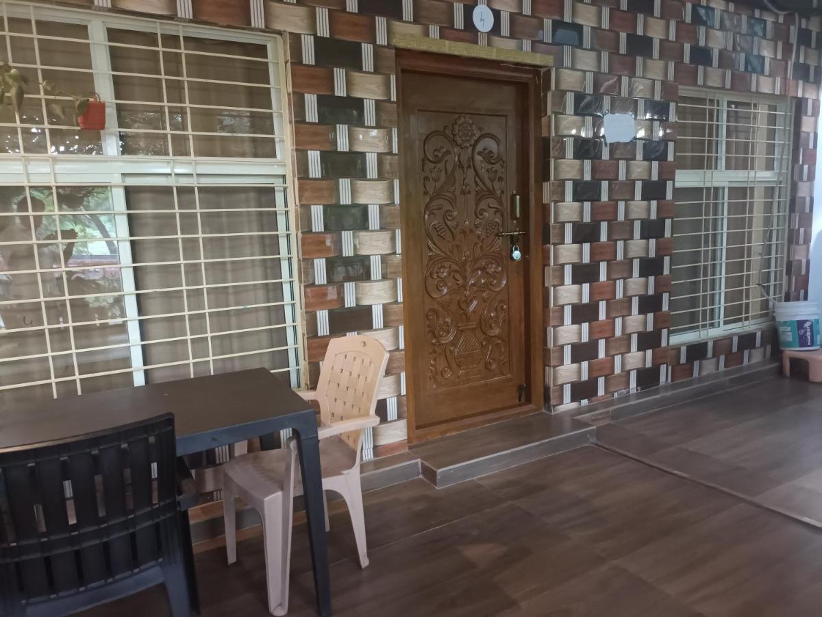 Saptami Hampi Homestay Extérieur photo