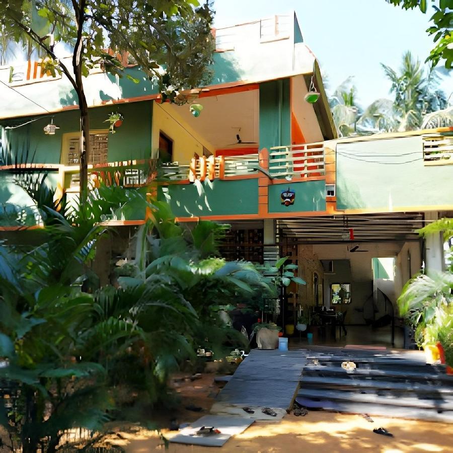 Saptami Hampi Homestay Extérieur photo