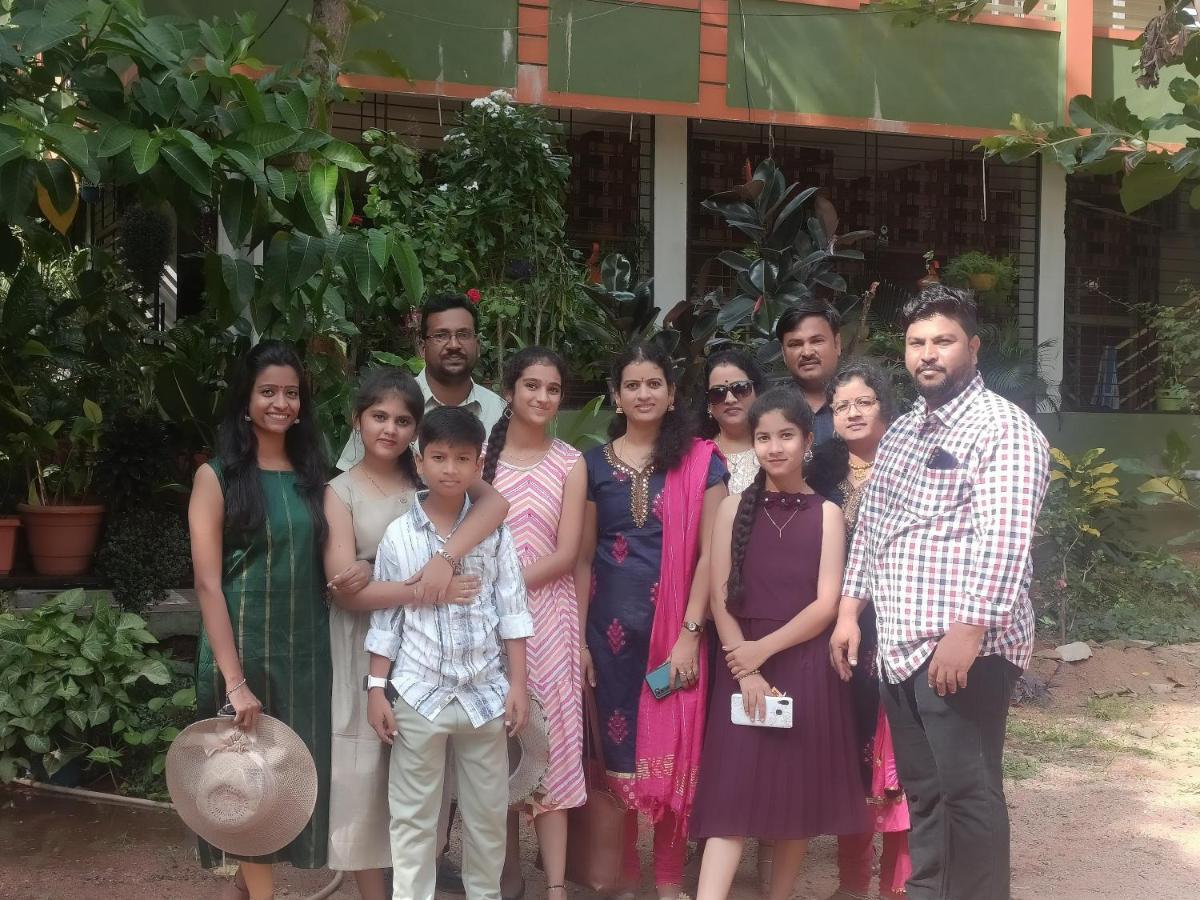 Saptami Hampi Homestay Extérieur photo